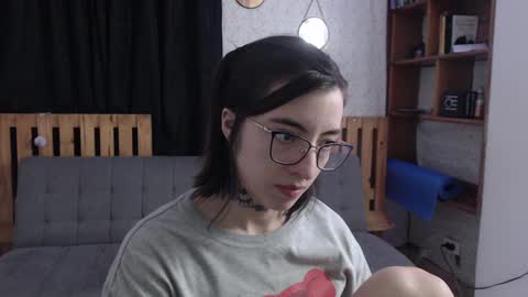 alicee_logan_ online show from February 2025 01:49:02 AM