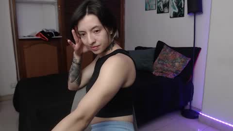 alicee_logan_ online show from October 2025 12:33:02 AM