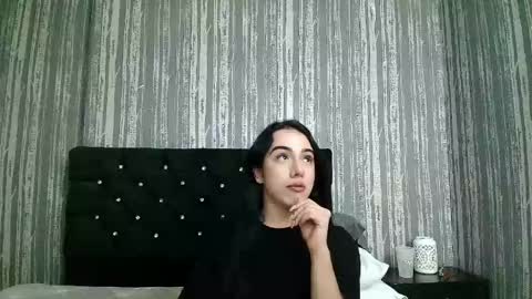 Snapshot of alicee_moonn chatting on May 2026 08:16:02 PM alicee_moonn online show from May 2026 08:16:02 PM