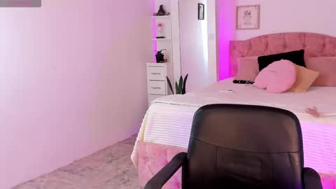  ALICEKIING online show from November 2025 03:07:01 AM