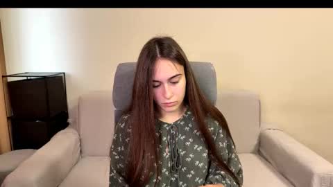 alicekollt online show from November 2025 11:24:02 AM