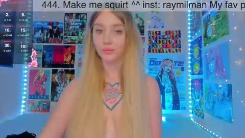 Snapshot of alicemilman chatting on December 2024 02:43:02 PM Alice  online show from December 2024 02:43:02 PM