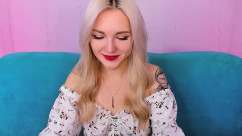 Snapshot of alicemonro chatting on October 2025 08:12:01 AM alicemonro online show from October 2025 08:12:01 AM