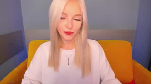 Snapshot of alicemonro chatting on October 2025 03:03:02 AM alicemonro online show from October 2025 03:03:02 AM