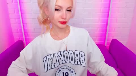 Snapshot of alicemonro chatting on November 2025 08:31:02 AM alicemonro online show from November 2025 08:31:02 AM