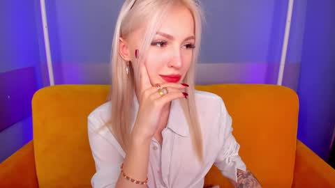 Snapshot of alicemonro chatting on November 2025 08:49:02 AM alicemonro online show from November 2025 08:49:02 AM