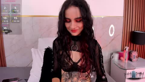 Snapshot of alicenoir_ chatting on February 2025 05:46:01 PM alicenoir_ online show from February 2025 05:46:01 PM
