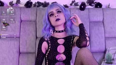 Snapshot of alicenoir_ chatting on September 2025 11:42:01 PM alicenoir_ online show from September 2025 11:42:01 PM
