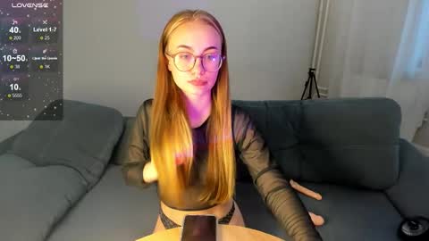 Alice online show from September 2025 02:48:01 AM