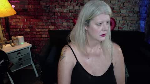 Alices Curiosity online show from February 2025 02:06:02 AM