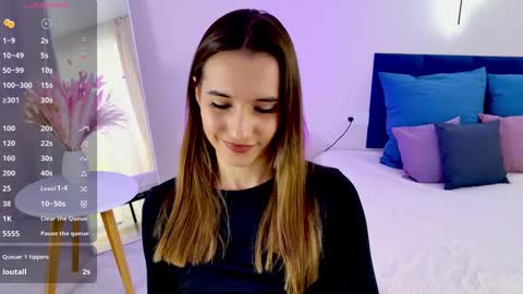 Snapshot of aliceweiss_ chatting on March 2025 08:46:01 AM Alice online show from March 2025 08:46:01 AM