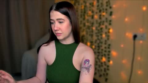 Alicia online show from October 2025 10:39:02 PM