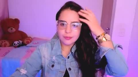 Snapshot of alicia_hotxx chatting on March 2026 06:13:02 PM alison online show from March 2026 06:13:02 PM