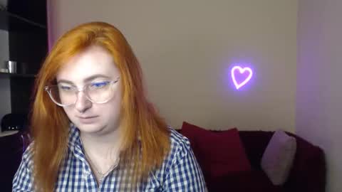 Alicia online show from December 2025 06:44:01 AM