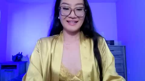 Alicia Hebi online show from October 2025 04:15:02 PM