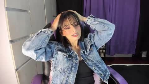 Snapshot of alien_universe chatting on February 2025 12:57:02 AM Aiko Independent Model online show from February 2025 12:57:02 AM