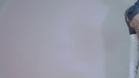     online show from February 2025 03:22:01 AM