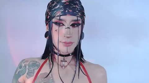 Snapshot of alienexxx chatting on June 2026 12:01:02 AM online show from June 2026 12:01:02 AM