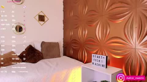 Alicie online show from March 2025 03:29:01 AM