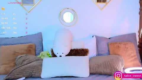 Alicie online show from September 2025 09:25:02 PM