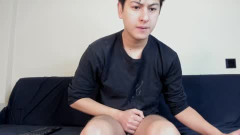Snapshot of alikuskya chatting on April 2026 01:30:02 AM Dan online show from April 2026 01:30:02 AM
