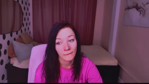 Alina online show from December 2024 11:28:01 AM