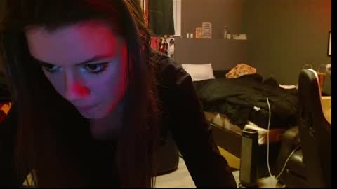 Alina Nightshade online show from November 2025 02:01:01 AM