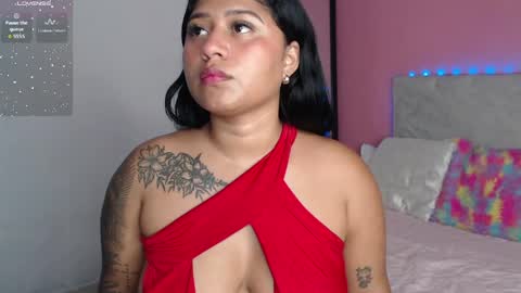 Snapshot of alinakiss_ chatting on May 2026 12:43:02 PM lili online show from May 2026 12:43:02 PM