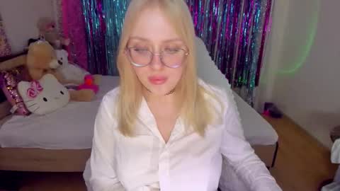 alinaocean online show from January 2026 08:55:01 PM