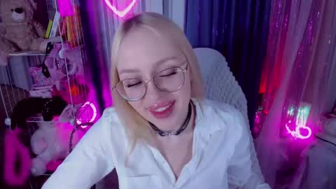 Snapshot of alinaocean chatting on April 2026 04:43:02 PM alinaocean online show from April 2026 04:43:02 PM