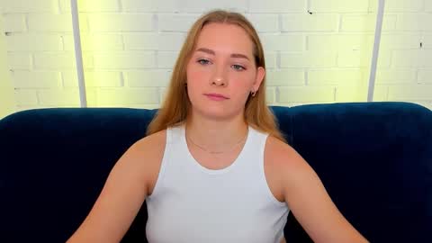 Snapshot of alinawise chatting on September 2025 01:16:02 AM alinawise online show from September 2025 01:16:02 AM