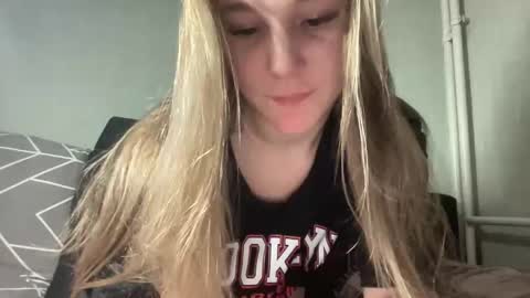 Snapshot of alisa0258 chatting on November 2025 02:02:01 PM alisa0258 online show from November 2025 02:02:01 PM