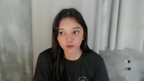 Snapshot of alisa_kiss_ chatting on December 2024 07:00:02 PM Shanti xhey online show from December 2024 07:00:02 PM