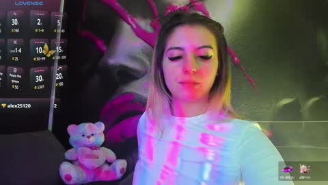 Alisa online show from January 2025 09:23:02 PM