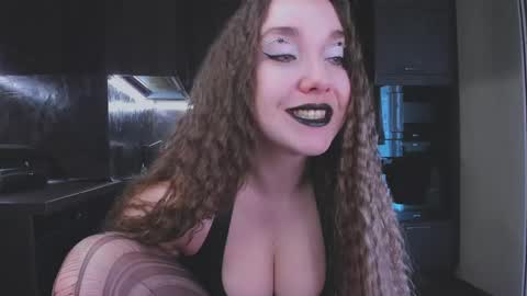 Snapshot of alisaxfox chatting on May 2026 07:38:01 AM Alisa online show from May 2026 07:38:01 AM