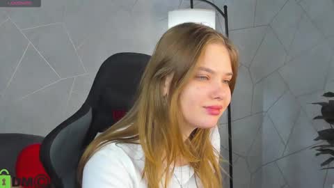 Snapshot of alisia_martin chatting on February 2026 01:47:02 AM Alisia online show from February 2026 01:47:02 AM