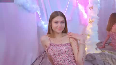 Alisia online show from October 2025 09:30:02 AM