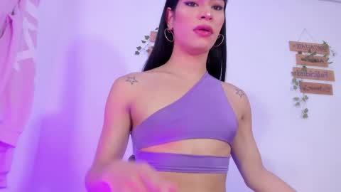 Alisia online show from February 2026 06:00:02 AM