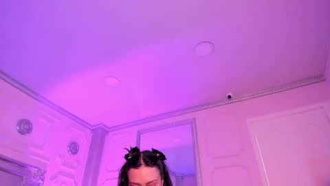 Snapshot of alisonfishert chatting on February 2025 12:00:01 PM Alison Fishert online show from February 2025 12:00:01 PM