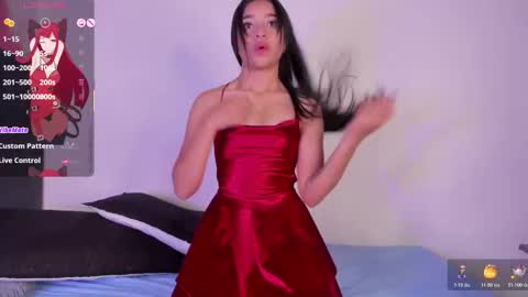 Mara  Isabel online show from November 2025 02:01:02 AM