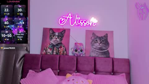 Alisson  online show from November 2025 01:00:02 PM