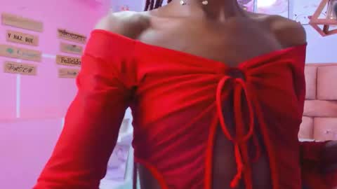 alix noa online show from September 2025 08:13:02 PM