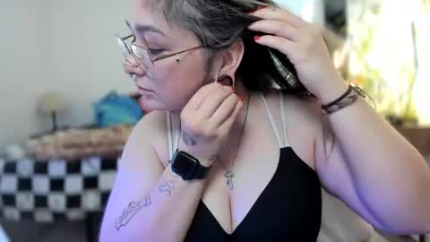 alix_valentine online show from November 2025 04:17:02 PM