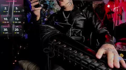   online show from December 2025 01:11:01 AM