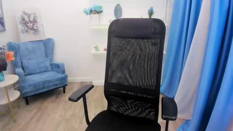 allayerty online show from November 2025 11:42:02 AM