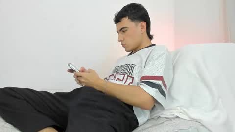 Snapshot of allexserrano chatting on December 2024 10:13:02 AM Allex online show from December 2024 10:13:02 AM