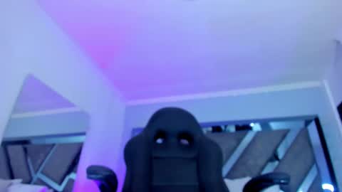 Snapshot of allijadid chatting on February 2025 01:42:01 PM online show from February 2025 01:42:01 PM