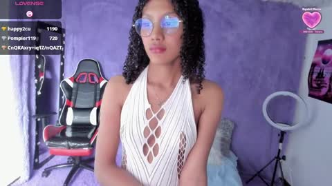 Snapshot of allis0n_ik chatting on February 2025 06:43:01 AM ALLIS0N IK online show from February 2025 06:43:01 AM