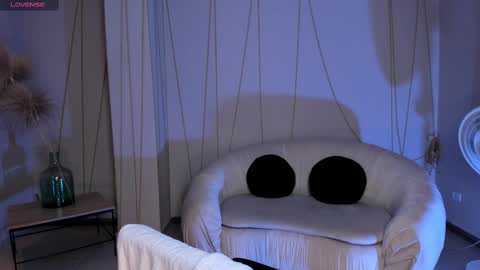 Snapshot of allisonrogersx chatting on February 2025 03:23:02 AM Allison Rogers online show from February 2025 03:23:02 AM