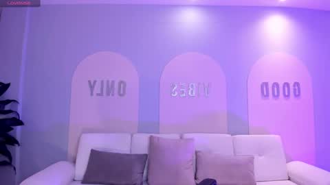 Snapshot of allisonrogersx chatting on March 2025 10:21:01 PM Allison Rogers online show from March 2025 10:21:01 PM